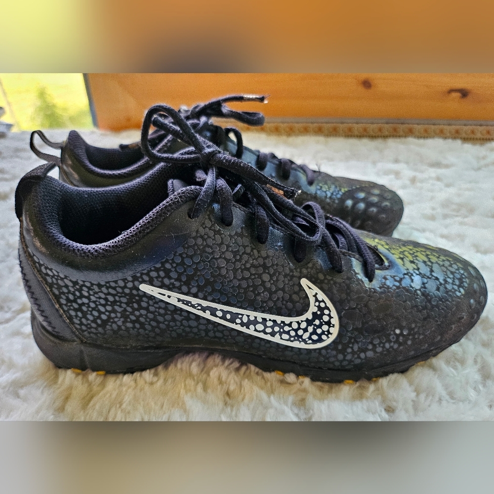 Nike Hyperdiamond 2 FastFlex Softball/Baseball Cleats, Black, Size 6.5